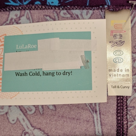 NWT LULAROE LEAVES TALL & CURVY LEGGINGS. - Picture 4 of 6